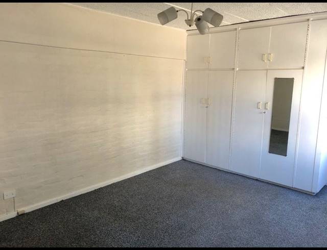 1 BEDROOM APARTMENT RENTED IN HUMEWOOD